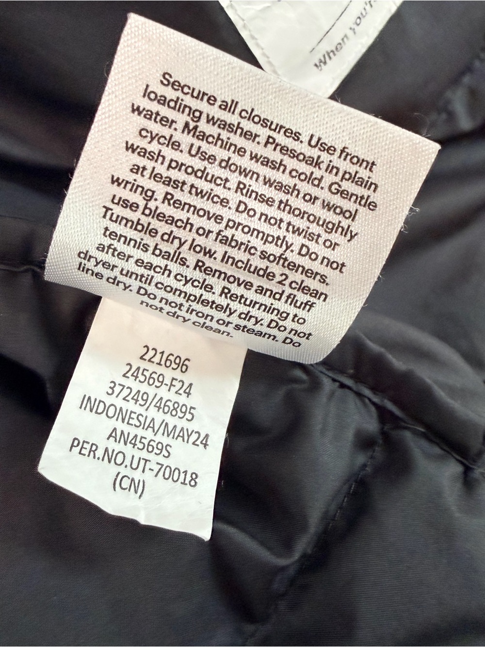 REI Co-op Kids Lightweight Puffer Jacket - Black - Picture 6 of 6